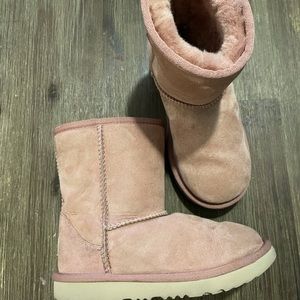 Kids Classic Short ll UGG